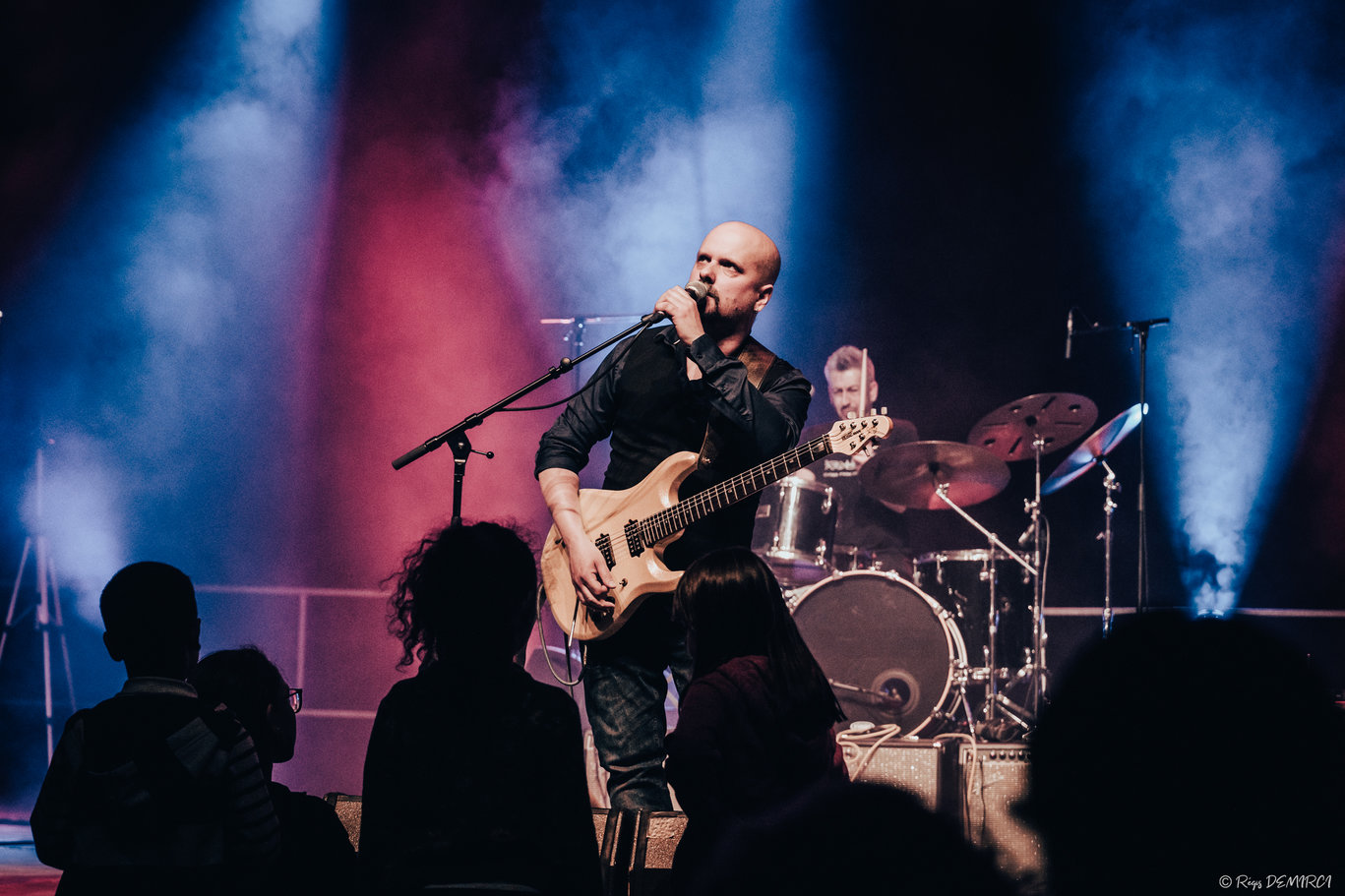 Gregory Giraudo chanteur metal rock The enders Parallel Minds Ecclesia France